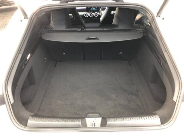 Mercedes Benz CLA-CLASS 2022-09 184603-12