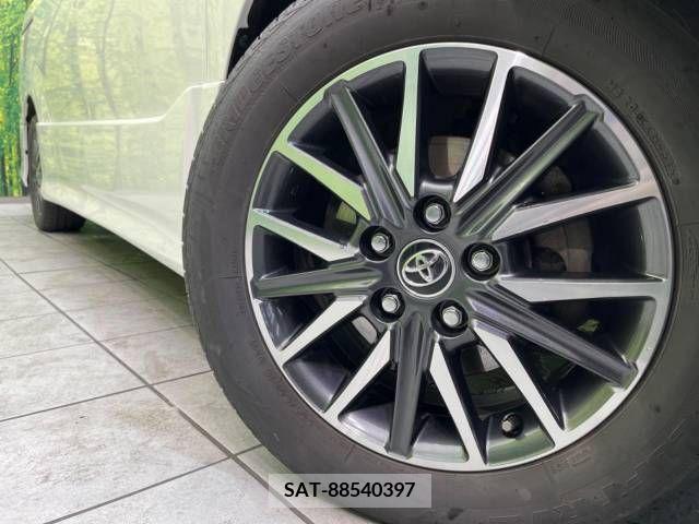 Toyota VOXY 2015-09 215499-14
