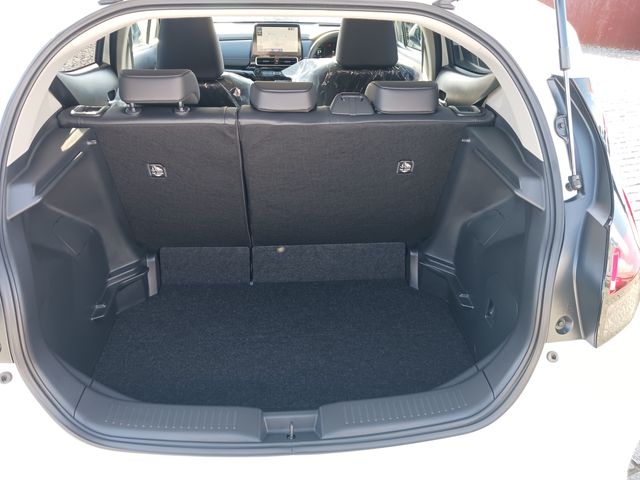 Toyota AQUA 2021-09 190184-26