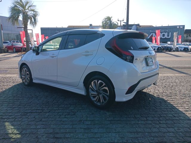 Toyota AQUA 2021-09 190184-3