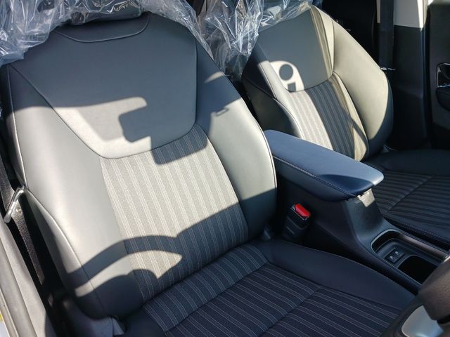 Toyota AQUA 2021-09 190184-11