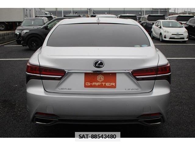 Lexus LS 2018-03 354360-6