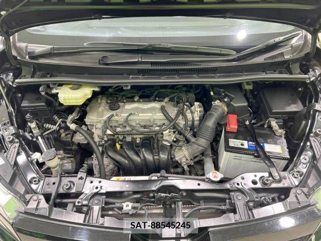 Toyota VOXY 2018-03 321566-19