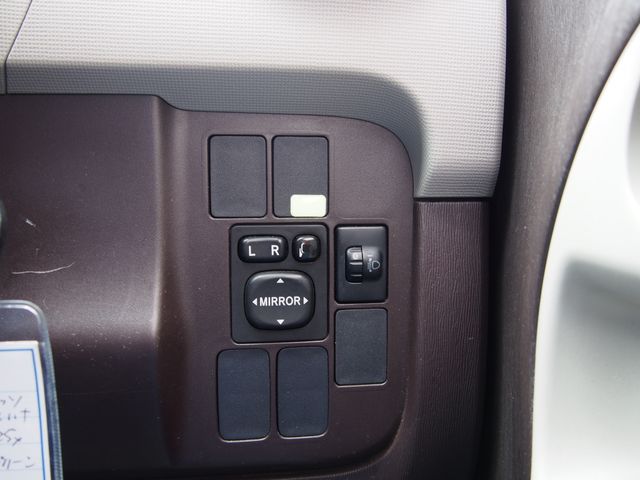 Toyota PASSO 2013-09 6734-12