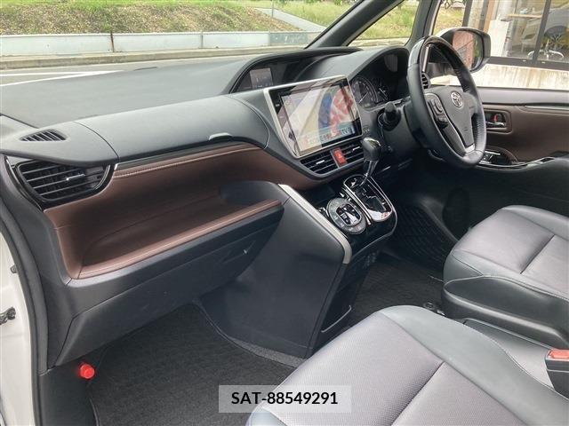 Toyota ESQUIRE 2019-09 335203-17