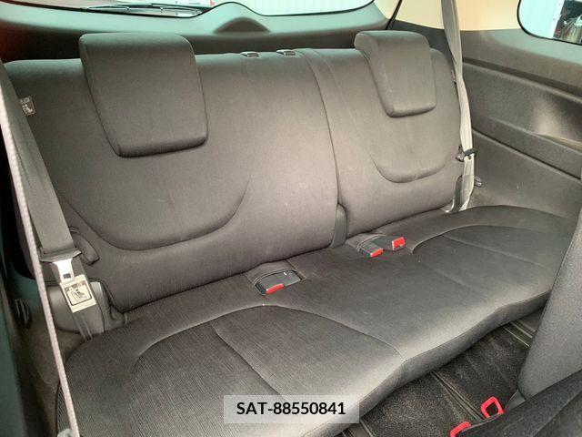 Mazda BIANTE 2015-06 261700-8