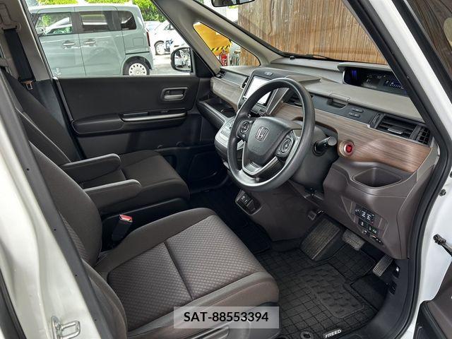 Honda FREED 2021-04 270825-10