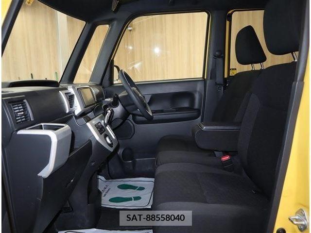Daihatsu WAKE 2015-06 379343-19