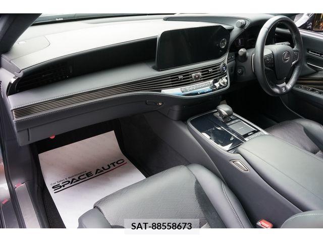 Lexus LS 2021-02 304736-14