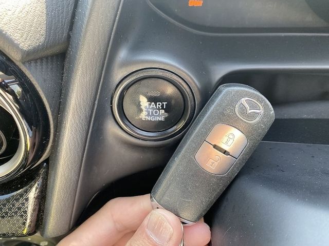 Mazda DEMIO 2017-03 12511-21
