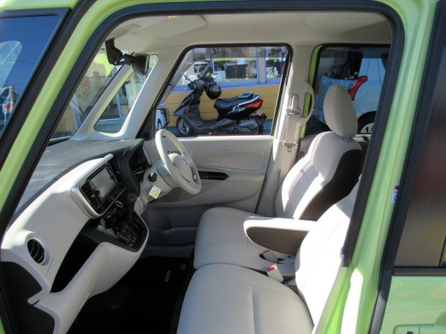 Nissan DAYZ ROOX 2019-05 185463-12