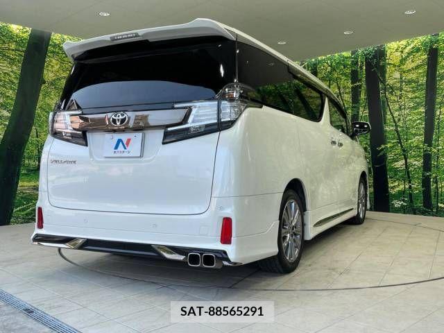 Toyota VELLFIRE 2017-10 369809-17