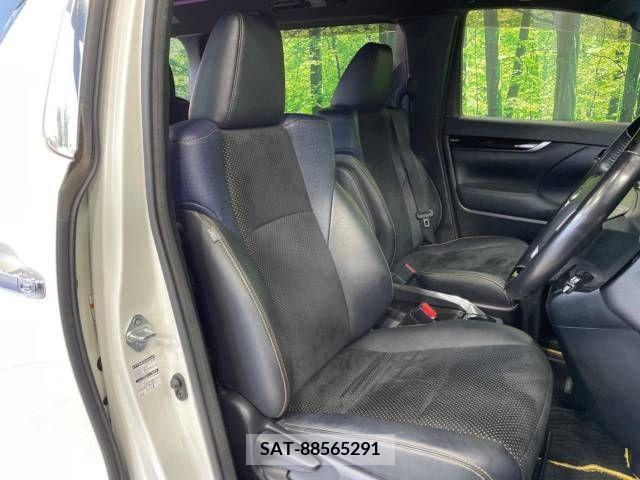 Toyota VELLFIRE 2017-10 369809-7