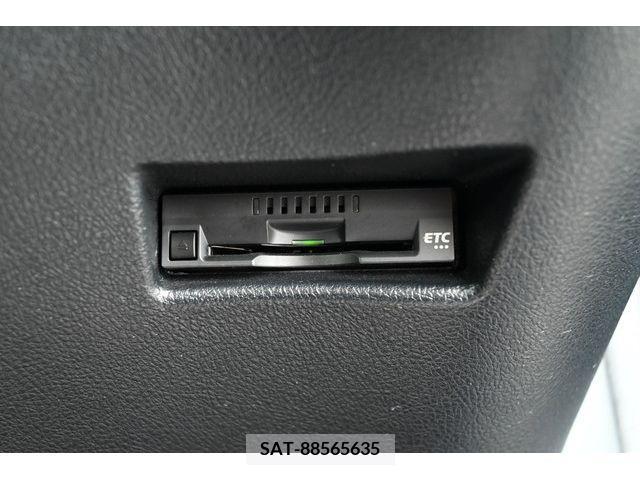 Toyota SIENTA 2019-04 347272-16