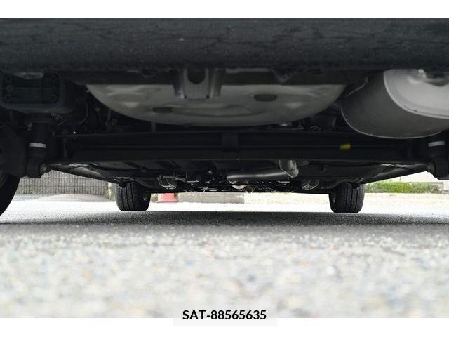 Toyota SIENTA 2019-04 347272-6