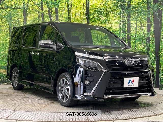 Toyota VOXY 2019-06 345588-17