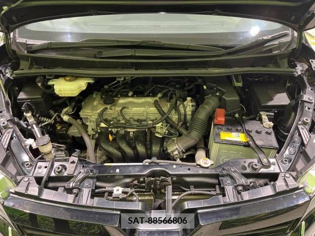 Toyota VOXY 2019-06 345588-19