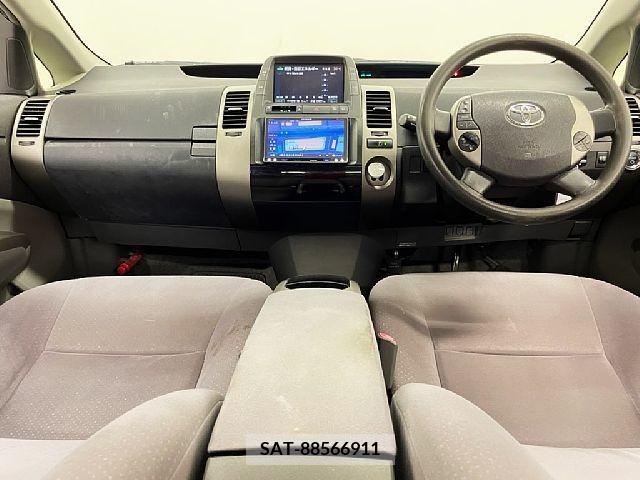 Toyota PRIUS 2009-09 366310-1