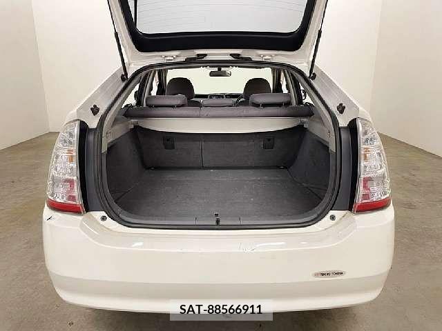 Toyota PRIUS 2009-09 366310-4