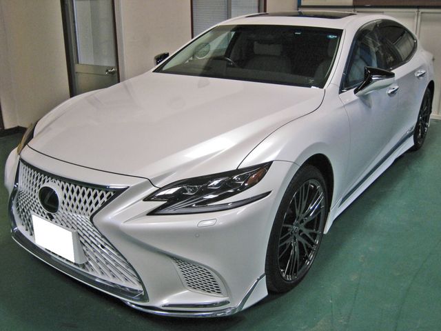 Lexus LS 2018-03 8463-2