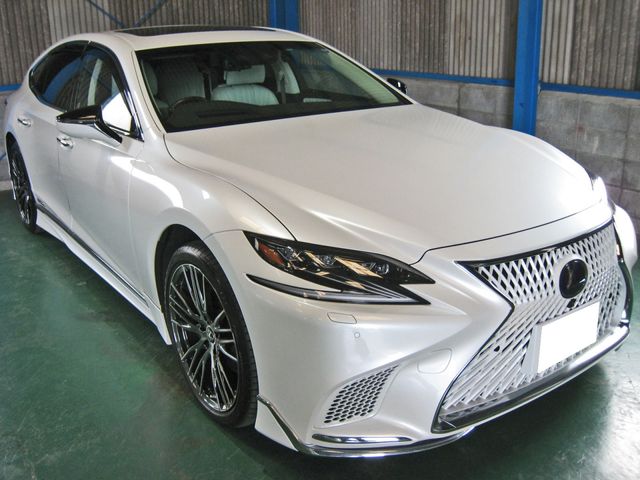 Lexus LS 2018-03 8463-4