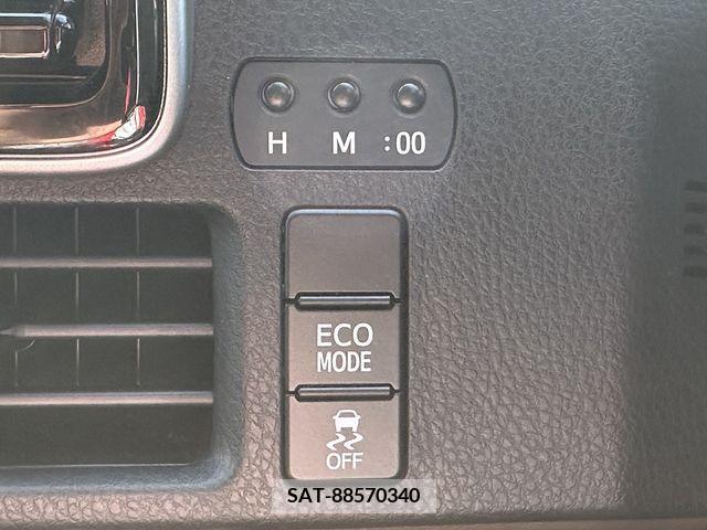 Toyota ESQUIRE 2017-07 348154-18