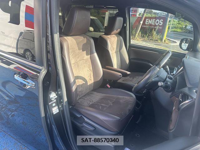 Toyota ESQUIRE 2017-07 348154-9