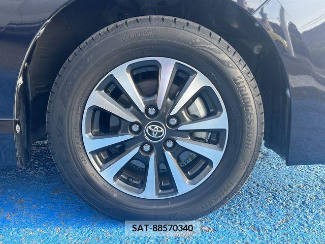 Toyota ESQUIRE 2017-07 348154-6