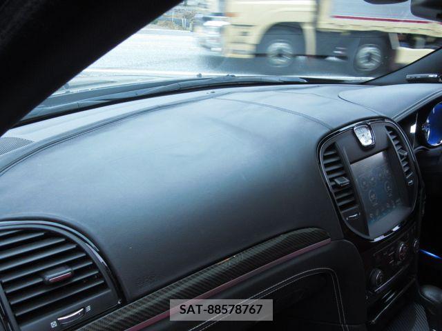 Chrysler 300 2013-09 210037-18