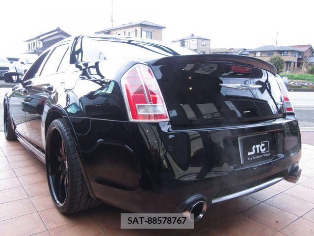 Chrysler 300 2013-09 210037-27