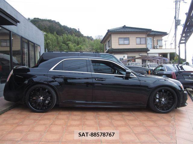 Chrysler 300 2013-09 210037-4