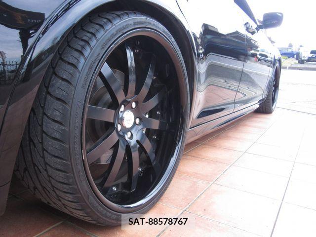Chrysler 300 2013-09 210037-23