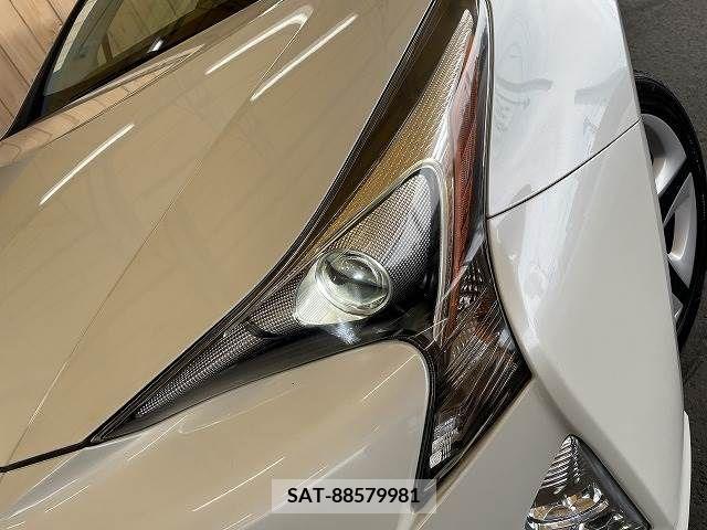 Toyota PRIUS 2018-02 281868-9