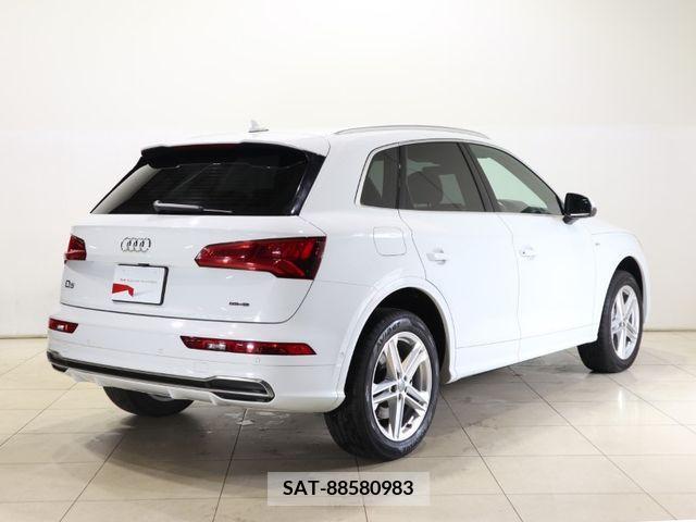 Audi Q5 2020-10 378007-7
