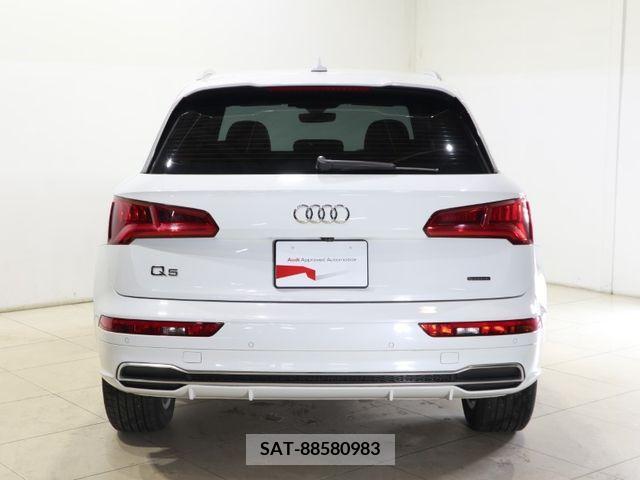 Audi Q5 2020-10 378007-2