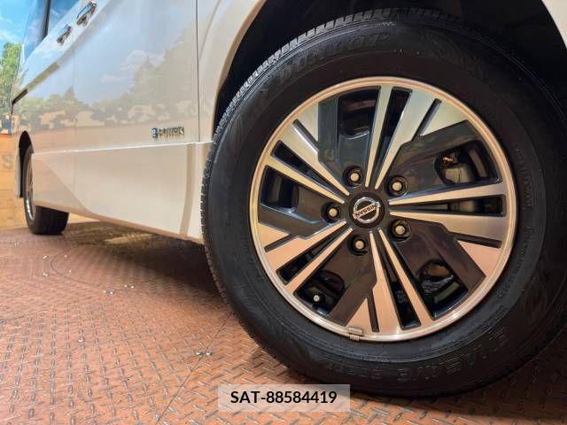 Nissan SERENA 2019-09 284122-14