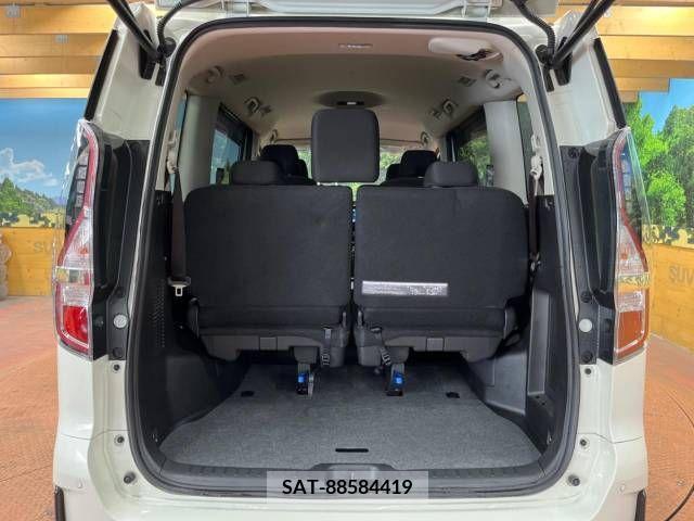 Nissan SERENA 2019-09 284122-11