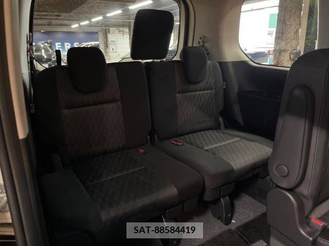 Nissan SERENA 2019-09 284122-10