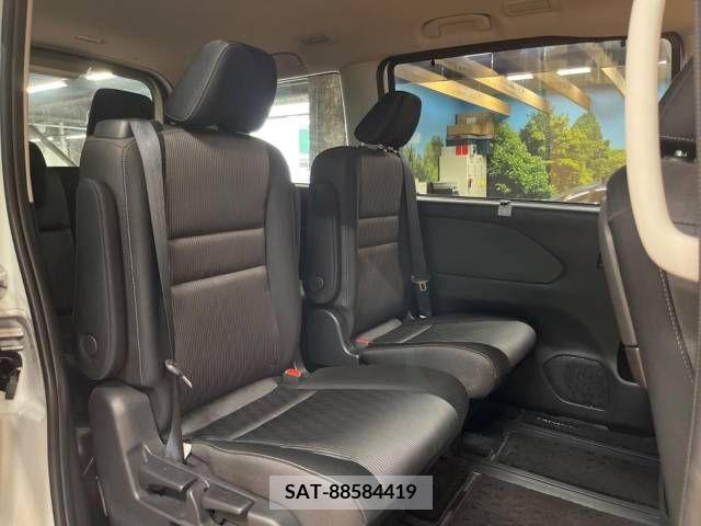 Nissan SERENA 2019-09 284122-9