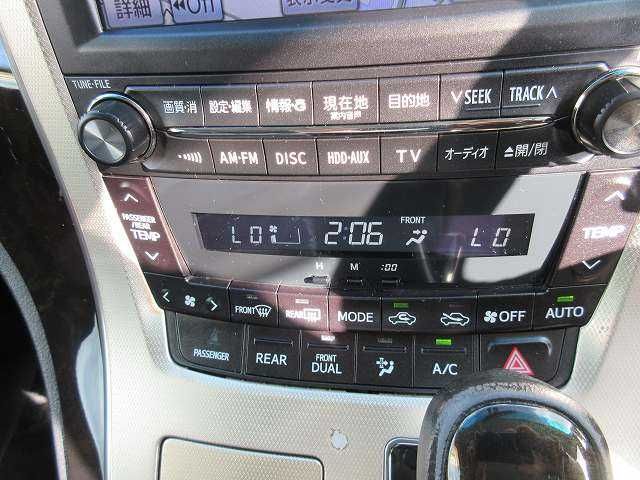 Toyota ALPHARD 2011-10 185824-5