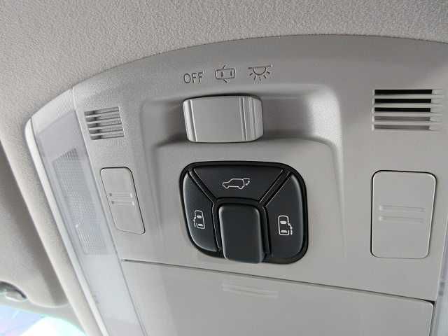 Toyota ALPHARD 2011-10 185824-8