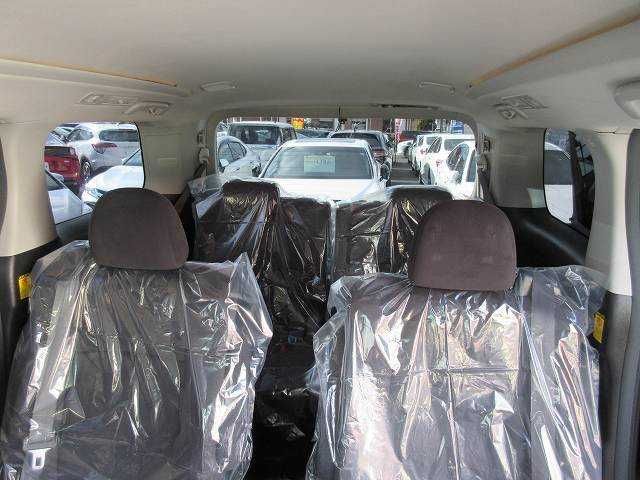 Toyota ALPHARD 2011-10 185824-12