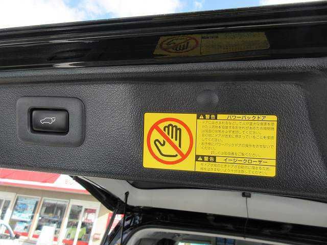 Toyota ALPHARD 2011-10 185824-15