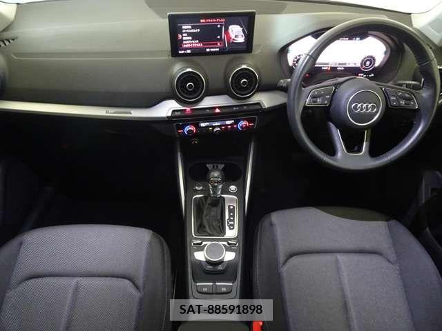 Audi Q2 2019-03 384847-9