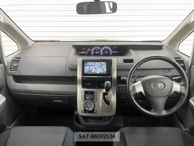 Toyota NOAH 2008-07 279452-1