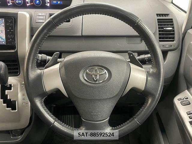 Toyota NOAH 2008-07 279452-11