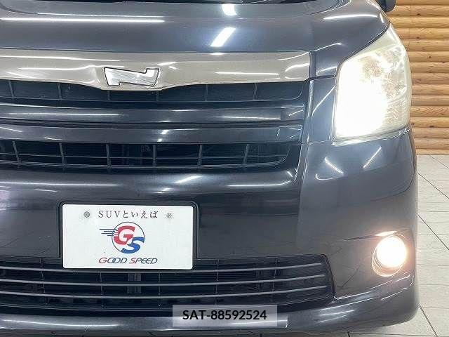 Toyota NOAH 2008-07 279452-9