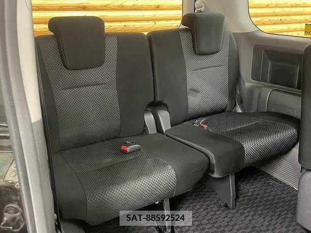 Toyota NOAH 2008-07 279452-8