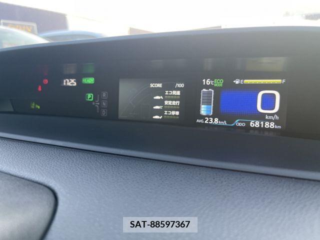 Toyota PRIUS 2019-02 209568-8