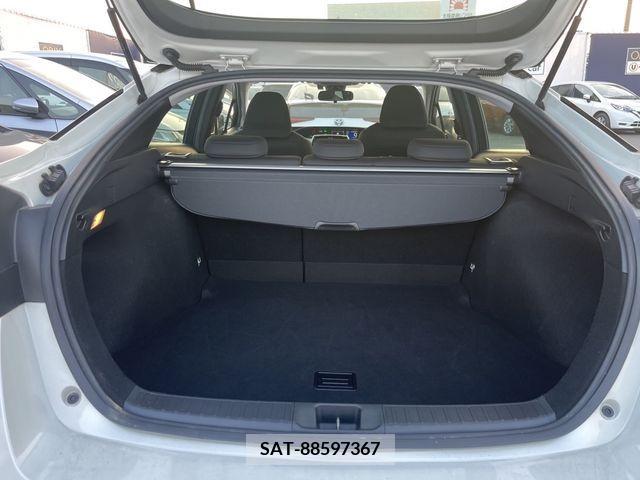 Toyota PRIUS 2019-02 209568-15